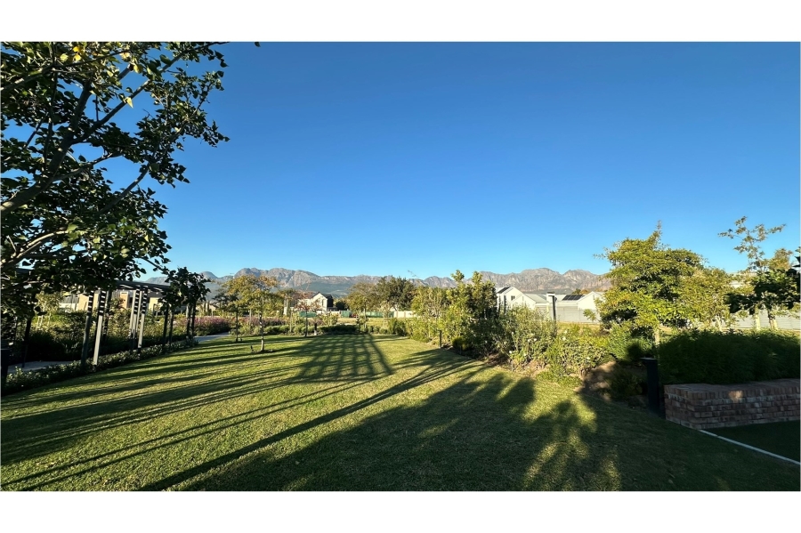 To Let 3 Bedroom Property for Rent in Paarl Central Western Cape